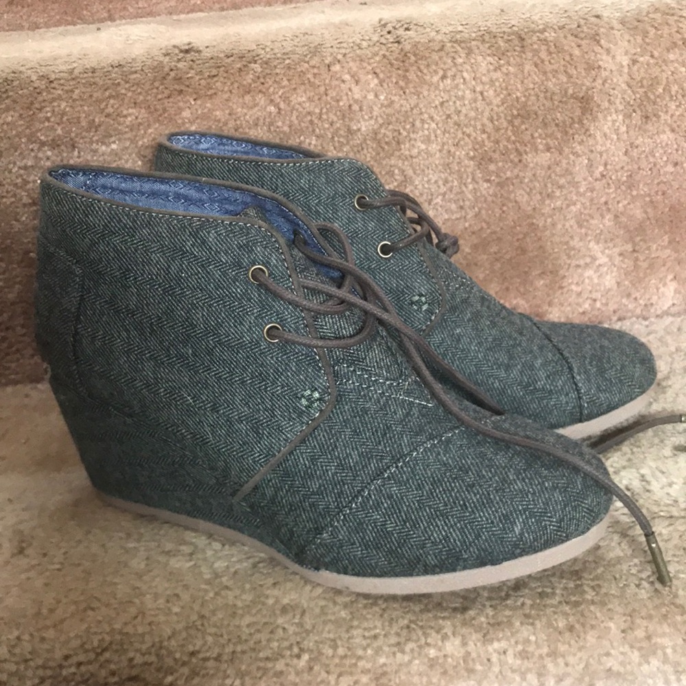 TOMS